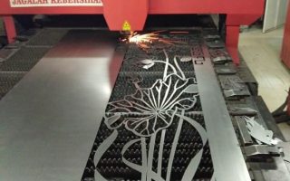 laser cutting plat besi